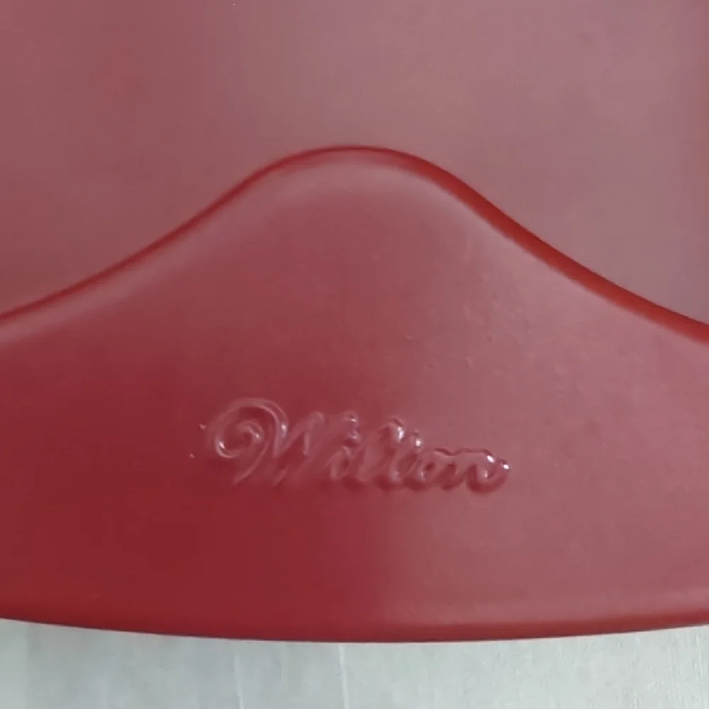 Wilton red heart